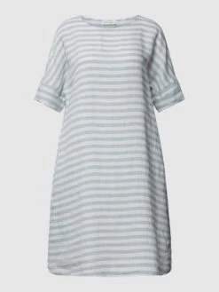 Knielanges Kleid Mit Seitlichen Eingrifftaschen In Schilf