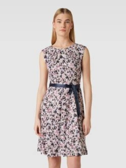 Knielanges Kleid Mit Allover-Muster In Ecru 10 Knielanges Kleid Mit Allover-Muster In Ecru -ModeHaus Verkaufs-Shop 697kkeab8p8kscac9p6koiq7a10k6dim9t7k4gqi8t65ak276srjgh2i9ksk8eag9d2kugil8t0k4e1jaoo3achj6sr62c9g6dh3gd9k61j3ce1mcli68c9k60rj2dpm6hj66p8