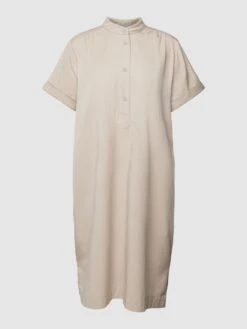 Knielanges Kleid Mit Kurzer Knopfleiste In Hellgrau -ModeHaus Verkaufs-Shop 69akic2d6ssj0kqj8oo42e266ss4akpo99a30eai8t34gk9gap436jiga8pj6gph61638lie9133ajpma4o38c1pc9gm4dpocoo38e9k6lgjie9l65ijicph61i68dr56ksjeo8