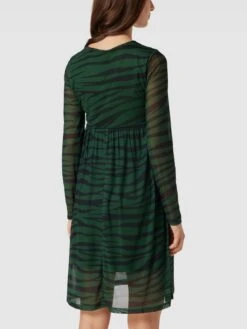 Mamalicious Umstands-Kleid In Knielänge Mit Allover-Muster Modell 'MLHEDDA' In Dunkelgrün -ModeHaus Verkaufs-Shop 6d6l2h2a6gp58cad852lccib8h448gqkad2kojqc6d658e2b6l5l4cic75akacie9h3jgl2l9cq5cjie88o62eb36lhjep1m60p3gd9kcoq68e31cgs6aohn75hm6opj69hm2pg