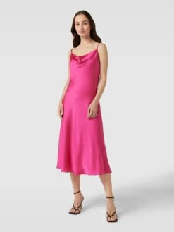 Knielanges Kleid Mit Verstellbaren Spaghettiträgern In Fuchsia -ModeHaus Verkaufs-Shop 6d7ksi2i6cqlaca570rkachp8col8jpi68skckph95158ia8a17kmj2ia9132la78gpkqd1n8cq56j28613m4dj46oqj2c1ockoj2phk6pgm4ohj60q34e1m70p3cd326crjie8