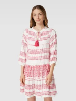 Knielanges Kleid Mit Allover-Muster In Pink -ModeHaus Verkaufs-Shop 6sqj8i9m69942hid69a52ghh8l8kscia918jgc9h95958jpk71756i256hb50l9ka97jcdph9ss3iea9693madr56di3ec1m64s66c9k6sqjcohgc5i62p1oclhm8e9k6ko6ac8