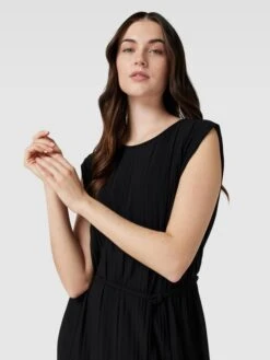 S.Oliver BLACK LABEL Knielanges Kleid Mit Plisseefalten In Schwarz -ModeHaus Verkaufs-Shop 6t9l6la991856kak995kei2d9p54igqa6tb54iak6d552dppah8kgkpna1158k9g74rj2i1m6sol8eama4o6ad1i68o3gchnclgm4c1kcpimce3169i38or371i3ior1chhjeog