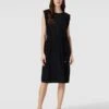 S.Oliver BLACK LABEL Knielanges Kleid Mit Plisseefalten In Schwarz -ModeHaus Verkaufs-Shop 715l6ga18t63chi78p35ccqh659l0g9na0ql6i9o7554udpp8524mda5656j0lie6d5k8iai6kpk4e2c8l3jieb274q3eor66so6cc9k68o3geb1coq3co9hc4rm6e1k6sojce8