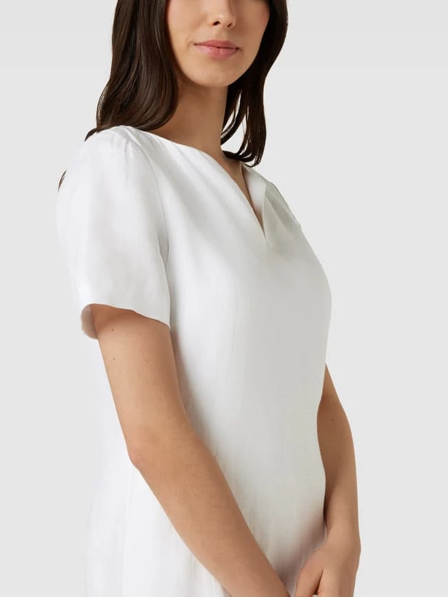 White Label Knielanges Kleid Mit V-Ausschnitt In Weiß 5 White Label Knielanges Kleid Mit V-Ausschnitt In Weiß – Bild 3