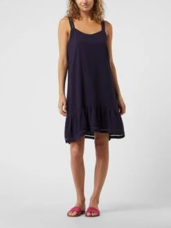 Kleid Mit Lochspitzein Marineblau