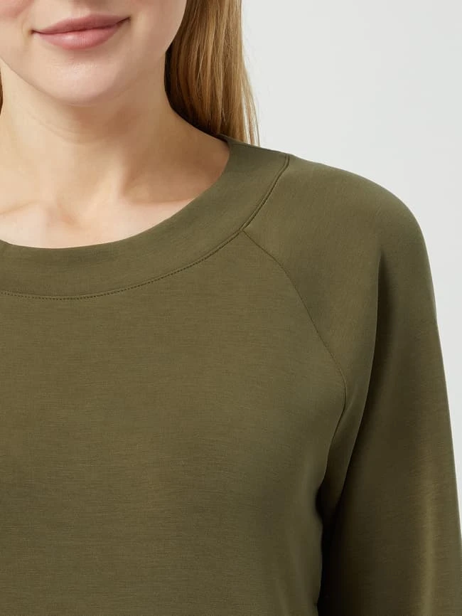 Kleid Mit Raglanärmeln In Olivgrün 5 Kleid Mit Raglanärmeln In Olivgrün – Bild 3