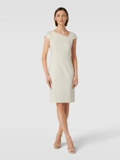 Comma Knielanges Kleid Mit Asymmetrischem V-Ausschnitt In Ecru