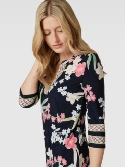 Knielanges Kleid Mit Allover-Muster In Marineblau -ModeHaus Verkaufs-Shop 8p1lahak9d9kghi9al650l2g6kpj0j2d8osl4di48d948la59kpkmd2j70s4od9ja944ccq88d9kklhgako3copjcoqj2ob5clhm8o9k6dj62e1l6cojadr26csm8cpm61ij4dg