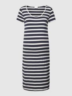 Mamalicious Umstands-Kleid Mit Streifenmuster Modell 'MIA' In Marineblau -ModeHaus Verkaufs-Shop 8takodii8op46k1l654lakq5a15kahho70skej9h993jckaf98qkkjhj8h53ccq88cok6d2hada4uiih8t3j6o9p6spm2d1g6cpjacpk74p3coj560p32p3668p62cj66orm4co