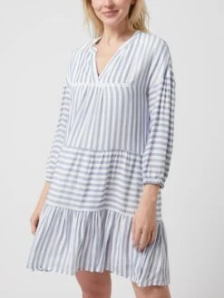 Kleid Aus Viskose In Hellblau -ModeHaus Verkaufs-Shop 915jiii5a15ksi278sr3ge2f9t94ki9j64p4sh9o9tal8cqjapa4id9i6h1j0iam8ssksk9ha0q54l29993mccj475ijad9kc8pm2dhk6di3io9n64rjepb46pim4phg65hjeco