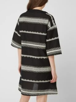 Kleid Mit Allover-Musterin Schwarz -ModeHaus Verkaufs-Shop 94olcl278gr54hq18h256lil9t7kogag614l0h9nap2k8kph68rjgd2d8db4uj1m6or42chk9h73ijad94o62ohkc5ij4e1m6lhj2dpk6lhj8e9p6hj30eb36lhj4chj69j64p8