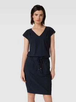 Knielanges Kleid Mit Tunnelzug Modell 'GIRA' In Marineblau -ModeHaus Verkaufs-Shop 9594ujad9osjihpn89b58cig850kgcqf8l14qhiiap738k1o89b48la6al0kgc2k61954hi66op4oki9a8o62e9k60qm2php74rm4e9k6cq3aohk75gjed35c4oj8phlc8s3idg