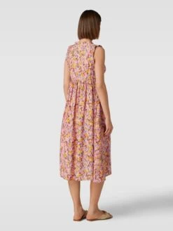 Mamalicious Knielanges Umstands-Kleid Mit Floralem Muster In Flieder -ModeHaus Verkaufs-Shop 99950e2fad0l0i2ja4q5ahi4a8okkh1l8p3j6jqg9h83aiafad83edhjaosksjq4al3kgl2ka16lcga16go32o9m6di3ip3364rm4ohk75gjaoj66lhmcdj264r30d1ic4p64p0