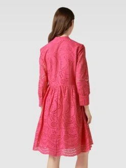 Knielanges Kleid Mit Lochmuster In Fuchsia -ModeHaus Verkaufs-Shop 9d4jcga7ad73ikhj69456iqa6gqjig9h6d0l0ji86914qiq28ss4oc1la4o4odi48l5kel1pa4qjijie8t3j0o9o65j6adb36ti68dpkcopm6o9j6dij2d9n60p64d1g71h3ae0