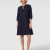 Knielanges Kleid Mit Strukturmuster In Marineblau -ModeHaus Verkaufs-Shop 9d934di2951kuj2j9sq50ipial1jiiaaagrjajaf98o3eh2b9d74alhp61b4qiie893k4dhl8osj8k289h3macj4cor62cr5cos6co9k6krjge1i6pgj0p1mcop3ip1iccp3ido