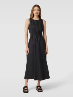 Kleid Mit Cut Out In Schwarz
