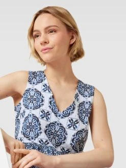 Knielanges Kleid Mit Allover-Muster In Marineblau -ModeHaus Verkaufs-Shop 9p556hqh9d5kqc1o68q5agqc9d1lckaj6pajee2ma934si1m90pjajaf8pajaha9adb4kdalacp4cl24aco30p346cp34d3671h30chkc4q3ae9jc9h36chj6him2d9k75i30cg