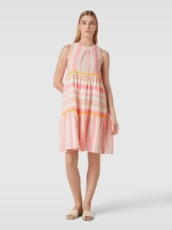 Emily Van Den Bergh Knielanges Kleid Im Stufen-Look In Neon Pink