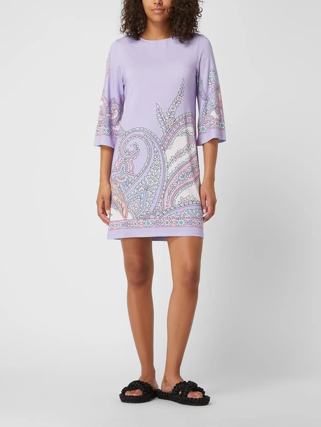 Kleid Mit Paisley-Musterin Flieder 3 Kleid Mit Paisley-Musterin Flieder
