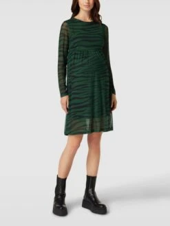 Mamalicious Umstands-Kleid In Knielänge Mit Allover-Muster Modell 'MLHEDDA' In Dunkelgrün