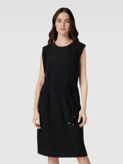 S.Oliver BLACK LABEL Knielanges Kleid Mit Plisseefalten In Schwarz -ModeHaus Verkaufs-Shop agokkdph98pkai1h68q50ga3699j8j1ha5a4ekpg6gpked1laorl6kq56l2kihhh9os3ekpk9cqkek2a693j6p1l6dhjaob671i34c1kckrm8o9g65i66cr26kqjidpi6di6ap0
