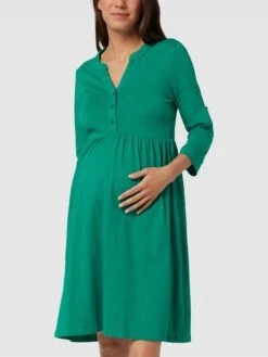Mamalicious Knielanges Umstands-Kleid Mit V-Ausschnitt In Grün -ModeHaus Verkaufs-Shop ap9l2cpo94q4qgic9p33aiie9l356d9j990jeda89d9k4la1914kse9gaksj4di184q50hil74ol6hi9ah3m2c1jc9j6adj3cdhjae1kc8rj4o9mcdh34dhi70p3edpgckqj0d0